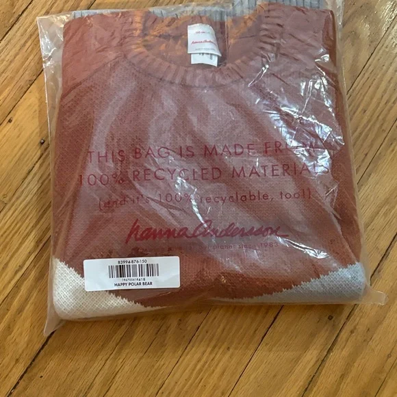 Hanna Andersson Red and Blue Polar Bear Sweater - Picture 3 of 4